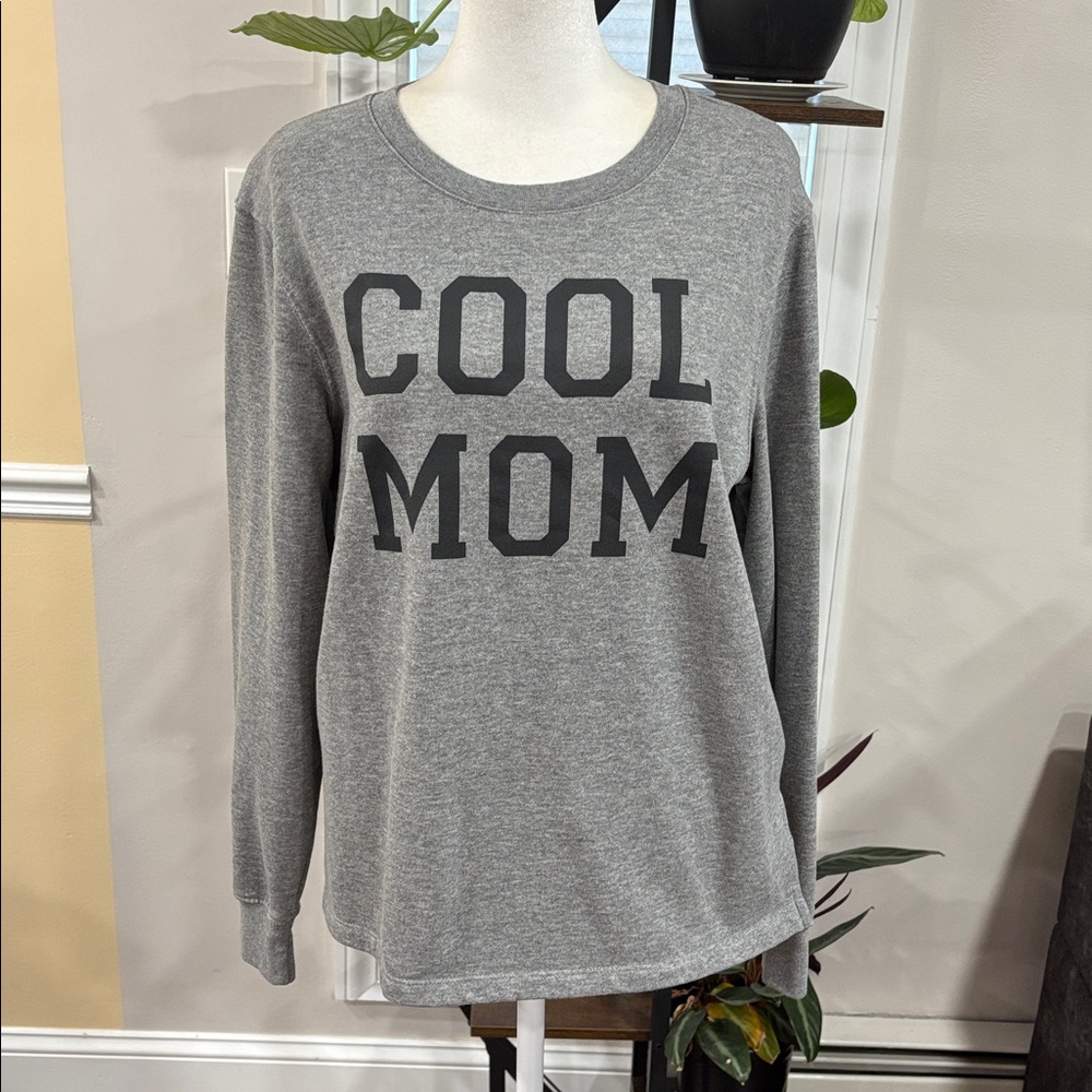 Positivitees oversized Gray 'Cool Mom' Sweatshirt size M